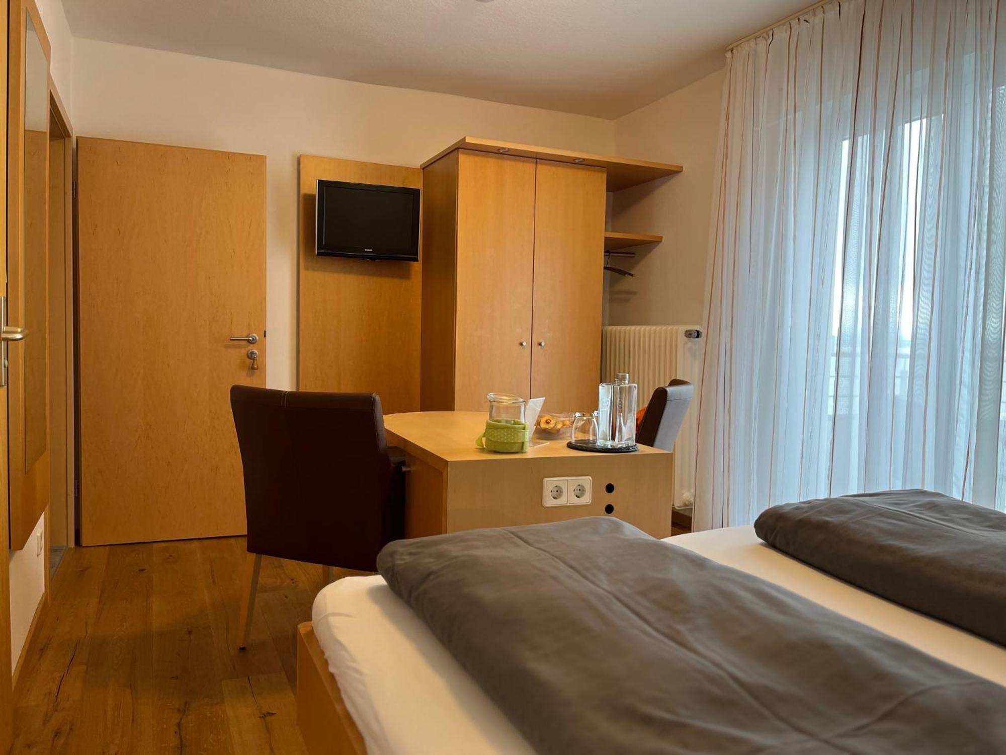 Gaestehaus Am Bodensee Immenstaad am Bodensee Bagian luar foto